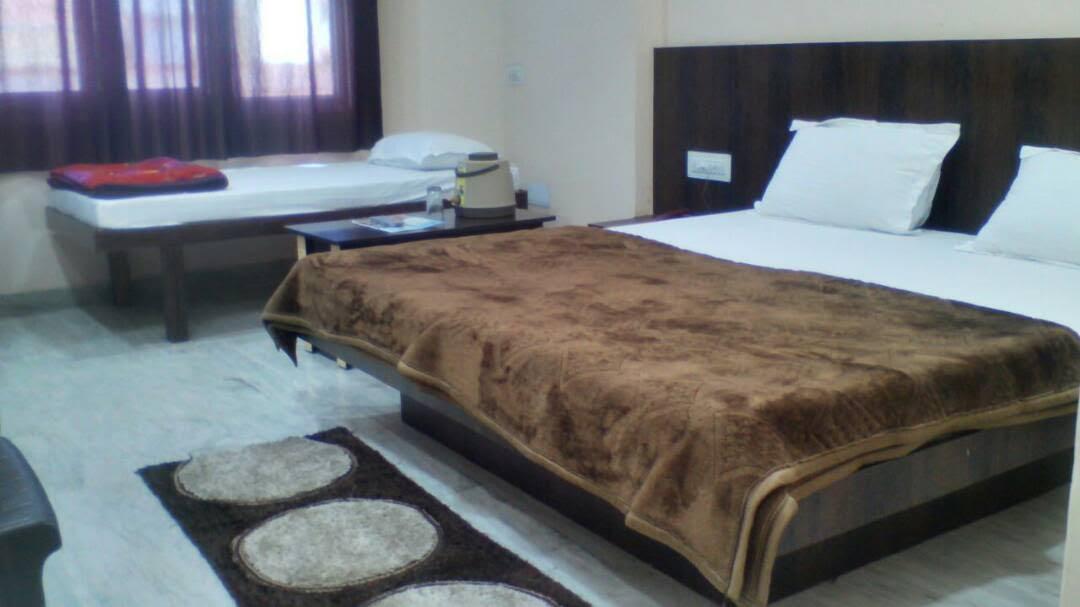 Laxmi Mahal Hotel